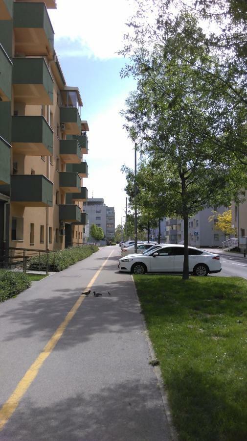 New Point Apartment Загреб Екстериор снимка